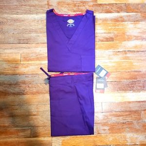 Dickies: Nurses Scrub Set